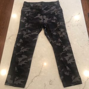 black and grey camo leggings